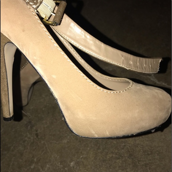 Suede heels - Picture 4 of 5